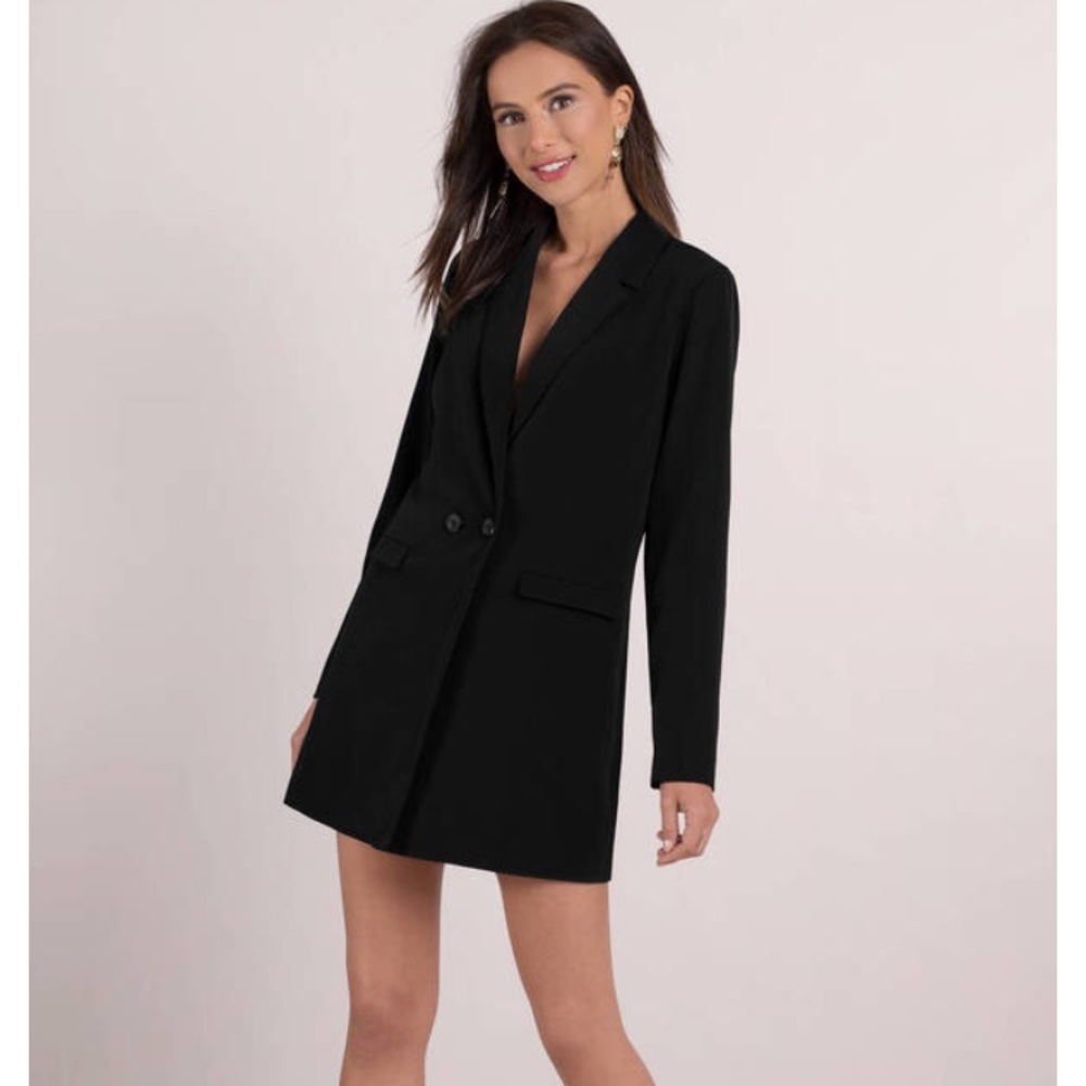 Tobi black blazer dress never worn.